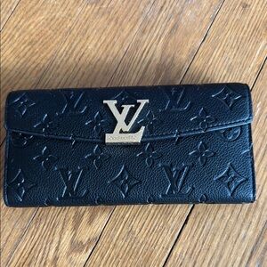 LV Black Wallet